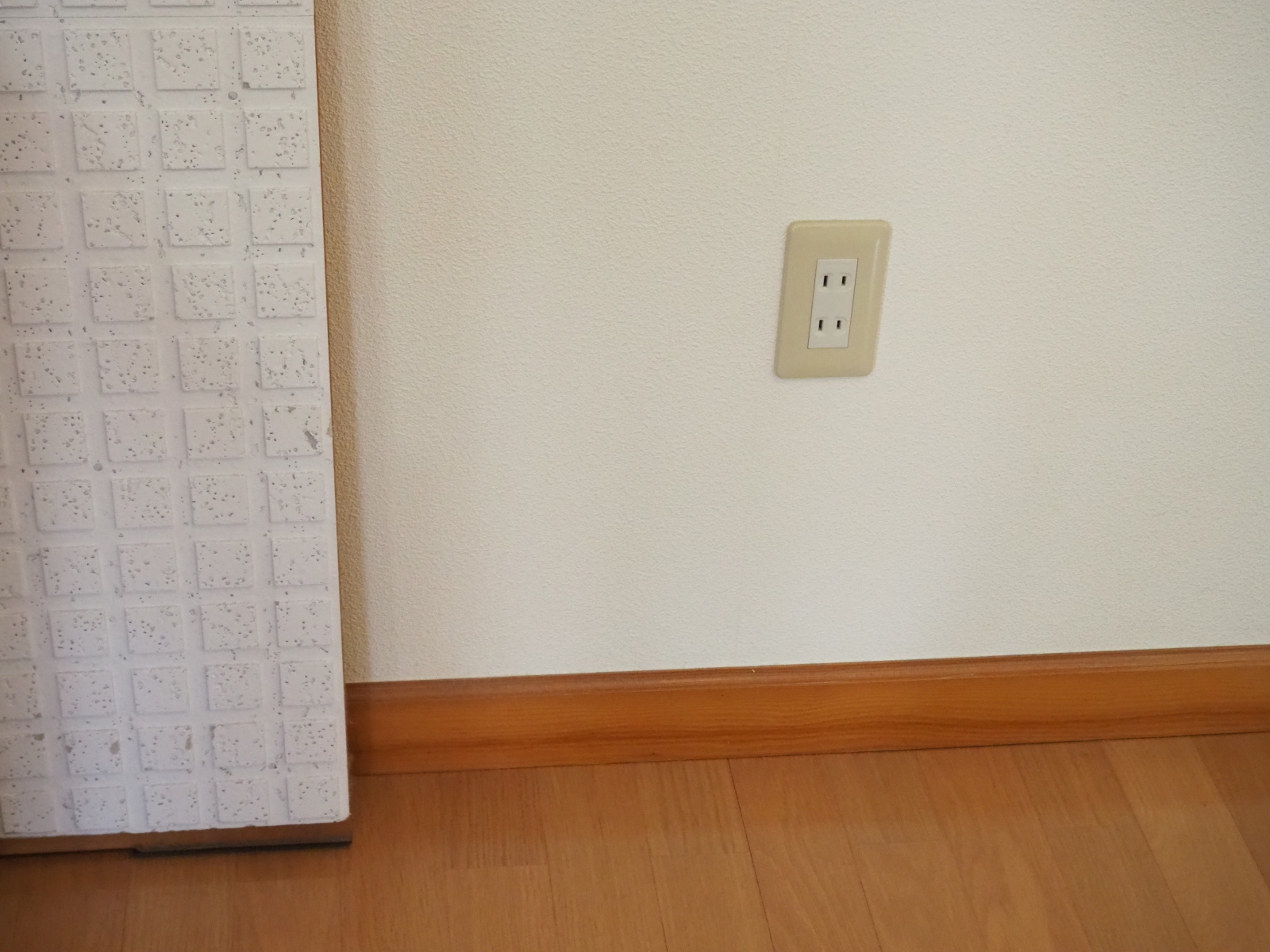 Power strip for TV, STB and BDP has been removed
