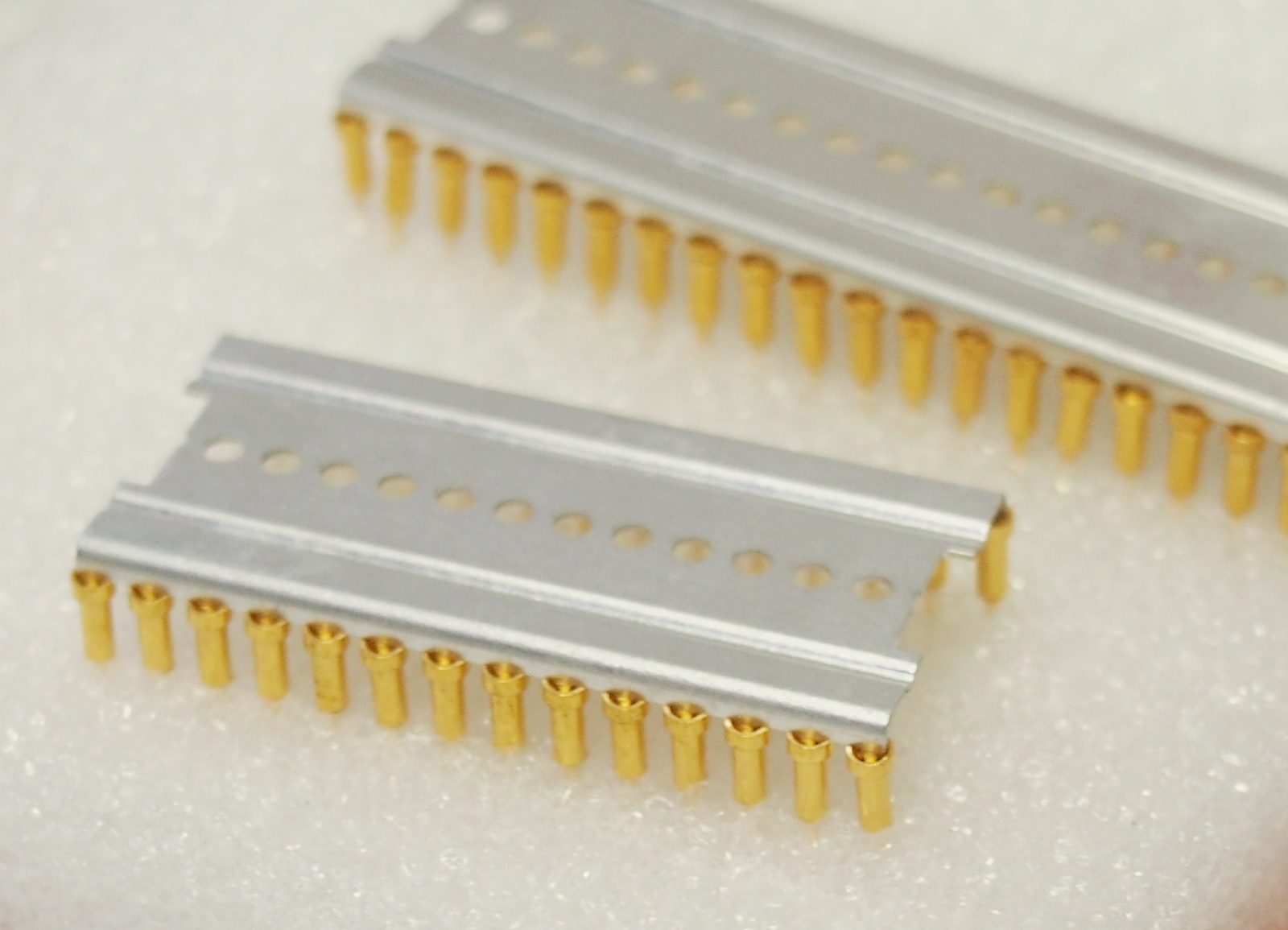 1-pin socket