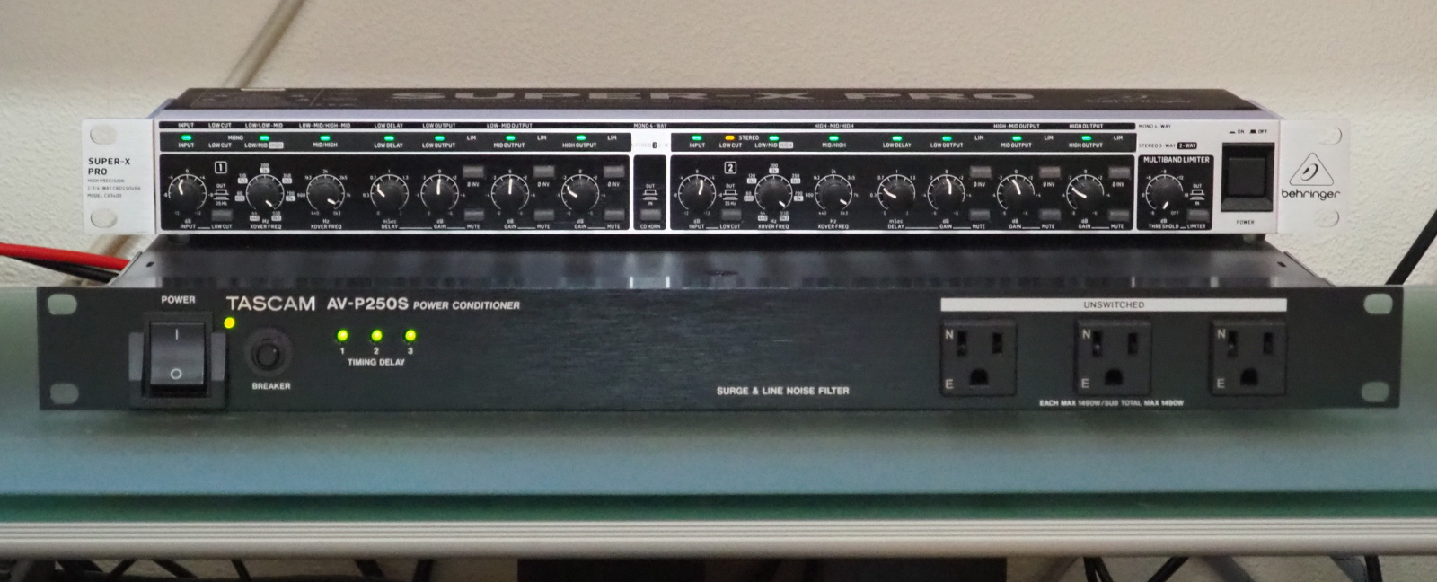 Looks of CX3400 and AV-P250S
