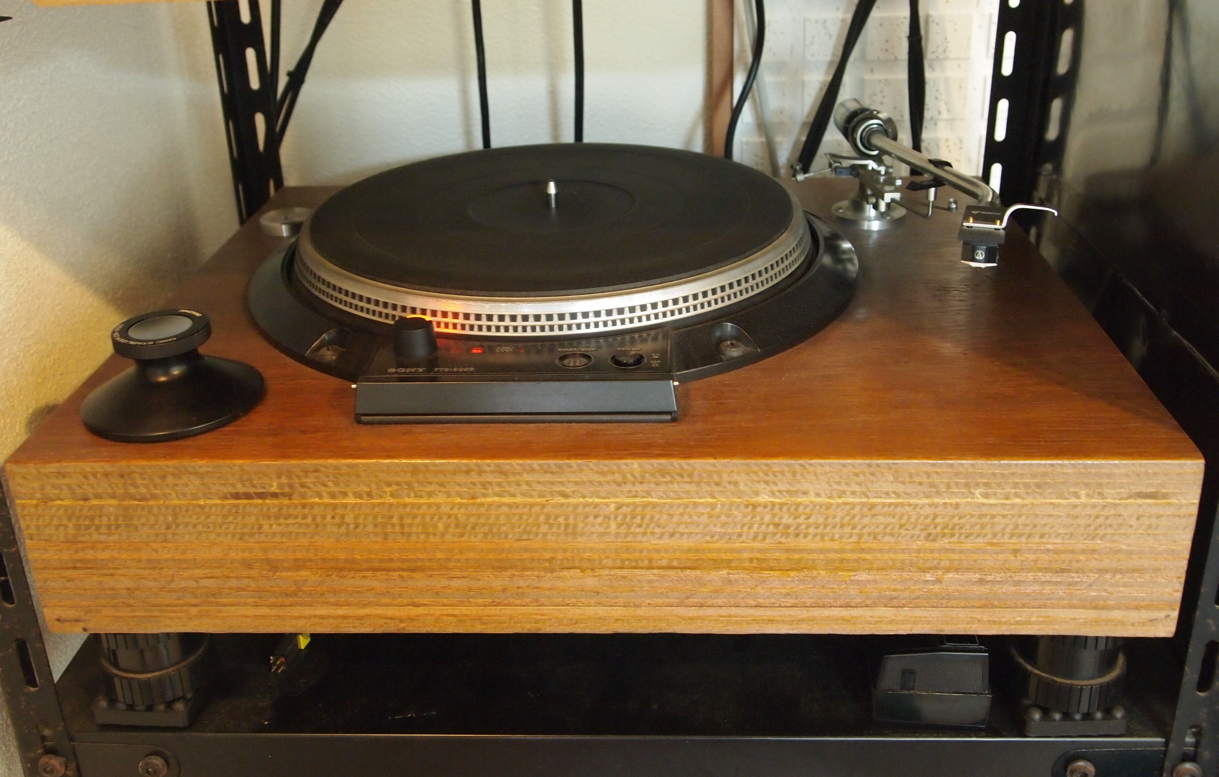Analog disc player PS-104