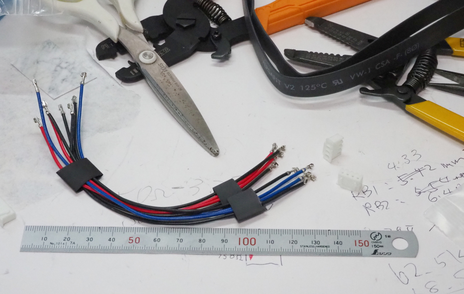 Assembling wire harnes - WH8