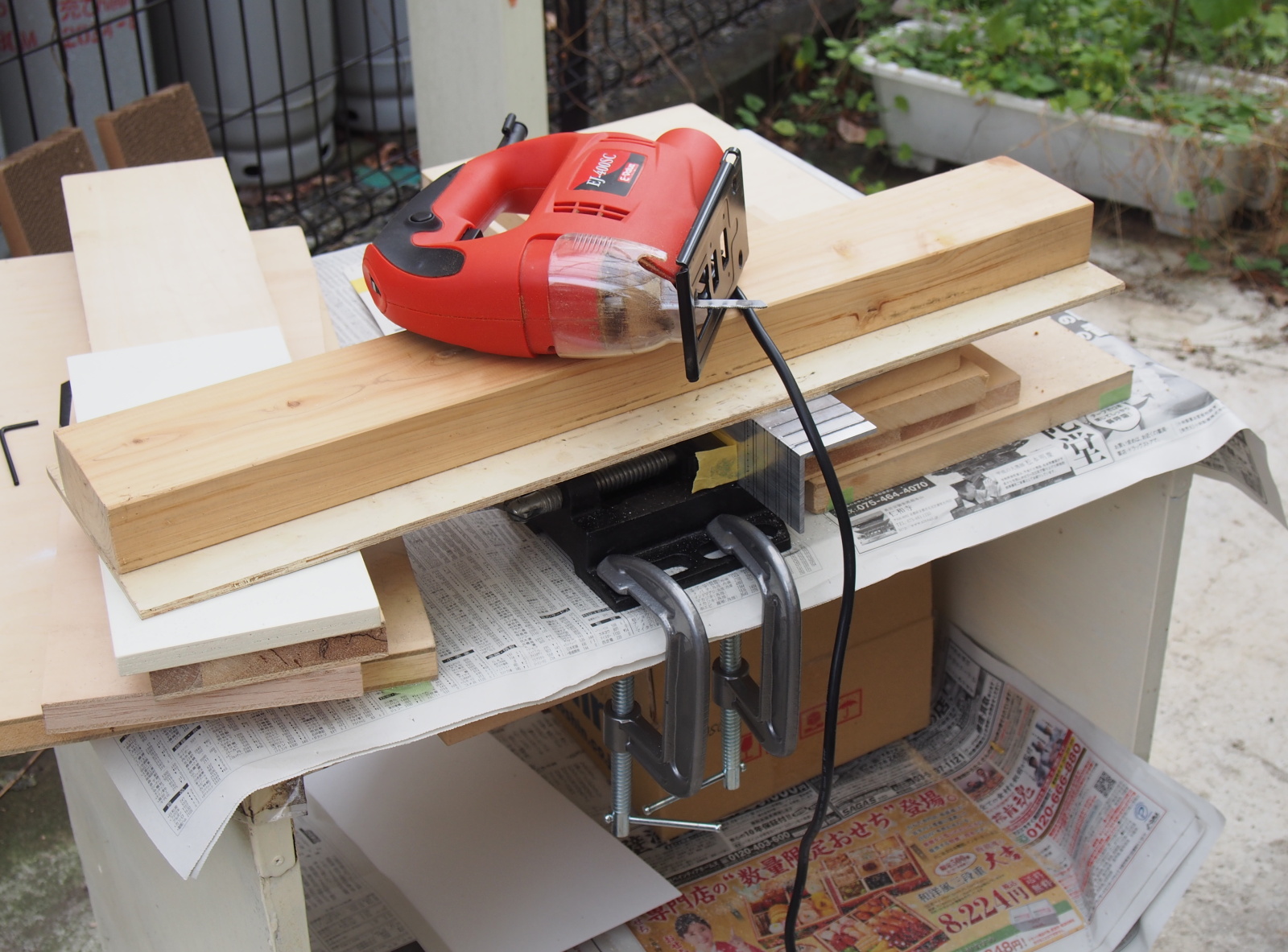 Cutting L-angle