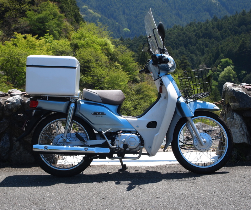 11. スーパーカブ110 (2013)